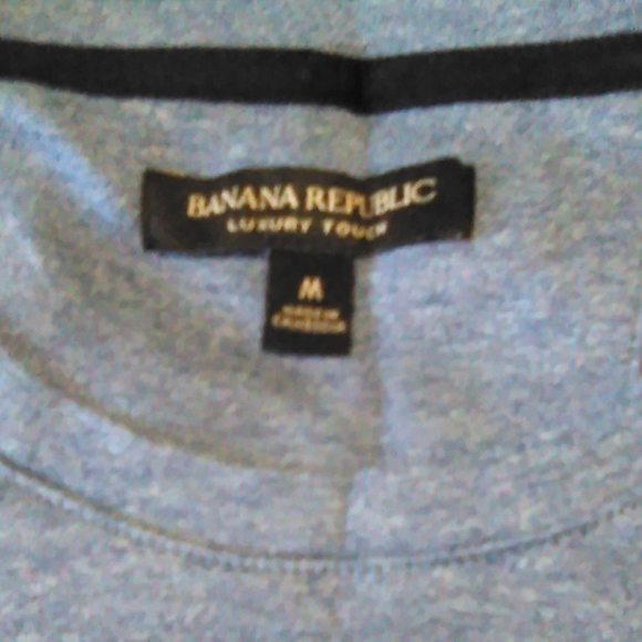 Banana Republic Luxury Touch Heather Blue Long Sleeve top - Picture 2 of 3